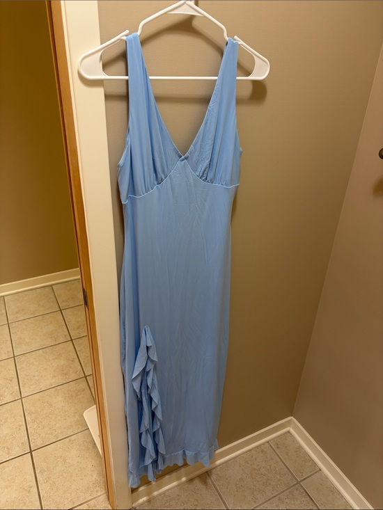Dresses & Skirts - Light Blue V-Neck Sleeveless Maxi Dress (NEW WITH TAGS)